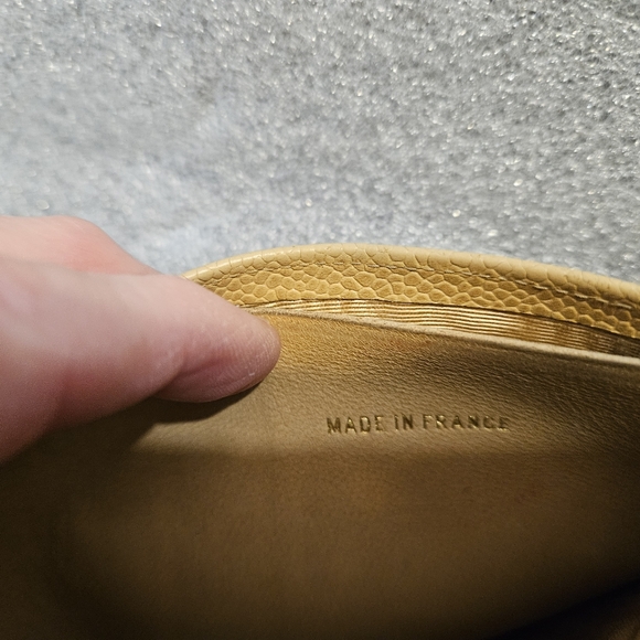 COPY - Chanel bifold wallet - Picture 11 of 16